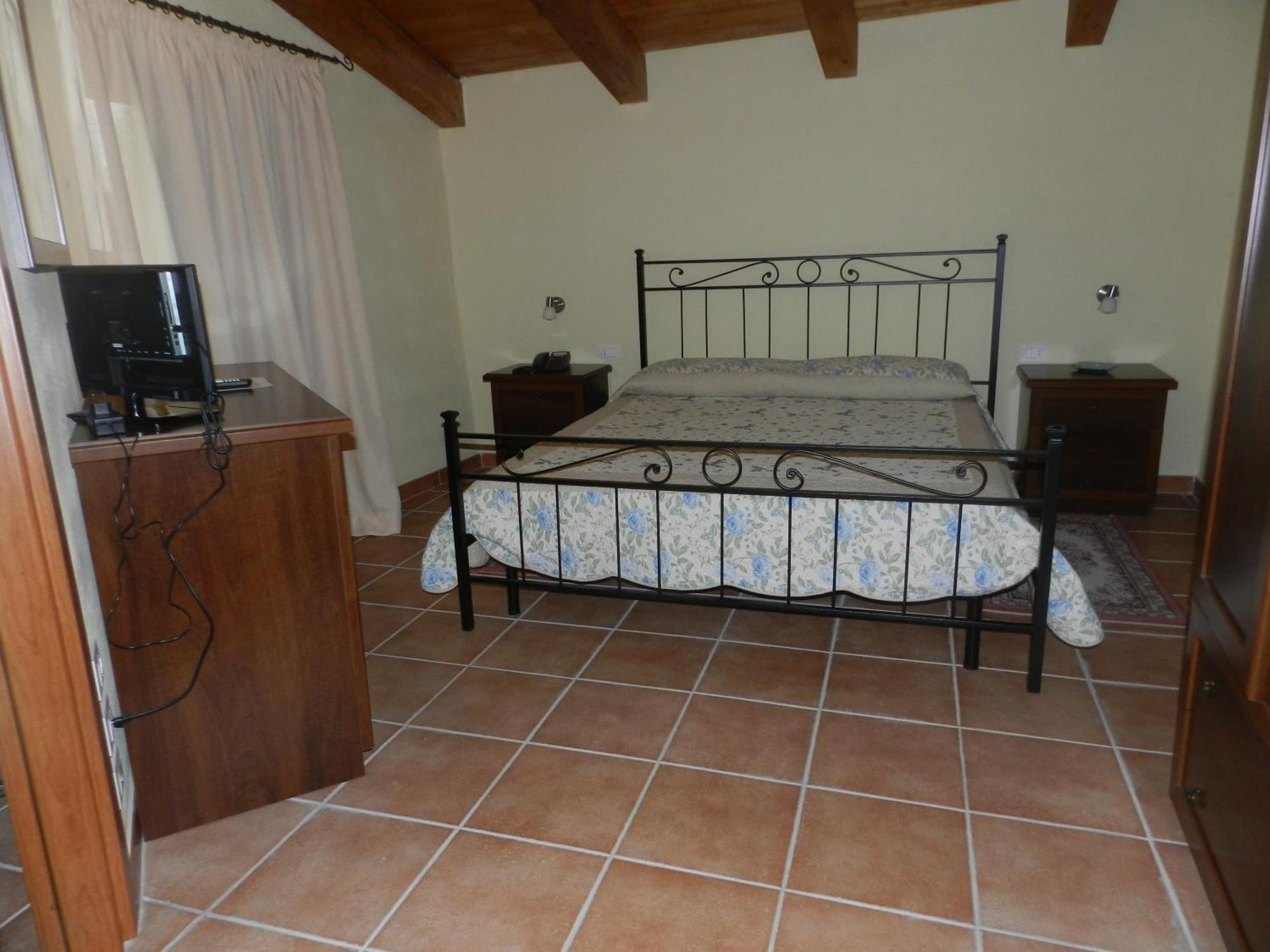 Villa Rosamaria San Chirico Raparo ห้อง รูปภาพ